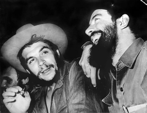 camilo-cienfuegos-ernesto-che-guevara-580x445